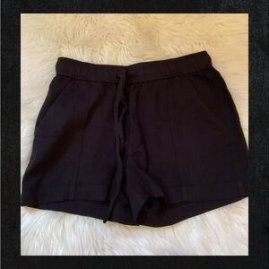 LOFT Outlet Black Shorts - NWT - Size Small